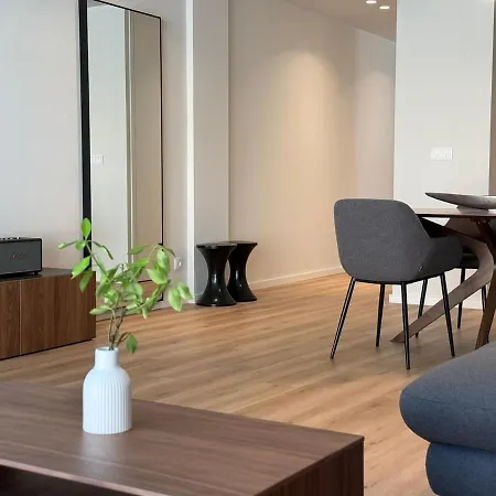 River Terrace Apartmán